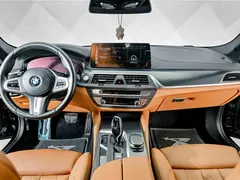 2022 BMW 5 Series 5 525i M, чёрный — фото 10