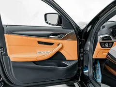 2022 BMW 5 Series 5 525i M, чёрный — фото 15