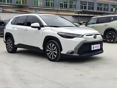 2023 Toyota Frontlander 2.0L CVT Luxury, белый — фото 3