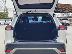 2023 Toyota Frontlander 2.0L CVT Luxury, белый — фото 7