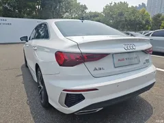2022 Audi A3 A3L Limousine 35 TFSI Aggressive Sports, белый — фото 16