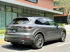 2021 Porsche Cayenne New Energy Cayenne E-Hybrid 2.0T — фото 10
