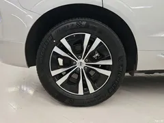2023 Volvo XC60 B5 4WD Zhiyi Luxury — фото 6
