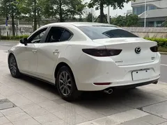 2021 Mazda 3 2.0L AT, белый — фото 7
