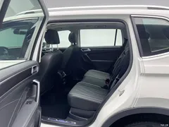 2022 Volkswagen Tiguan L PHEV 430PHEV PHEV Premium, белый — фото 8