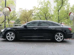 2021 Audi A6L 45 TFSI quattro elegant model — фото 2