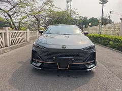 2022 Changan UNI-V 1.5T Sport — фото 2