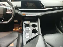 2022 Changan UNI-V 1.5T Sport — фото 8