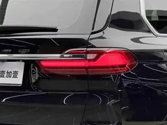 2022 BMW X7 xDrive40i, чёрный — фото 18