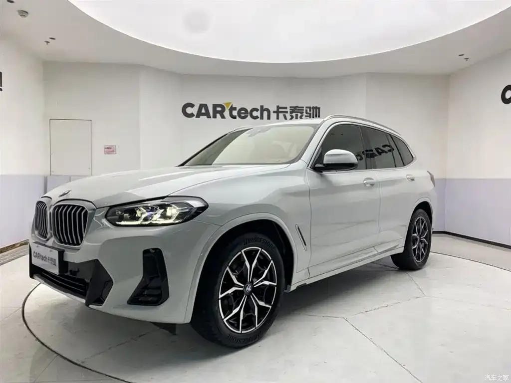 2022 BMW X3 modified xDrive25i M sports package