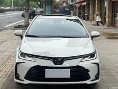 2021 Toyota Corolla TNGA 1.5L CVT Elite — фото 2