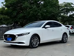 2021 Mazda 3 2.0L AT, белый — фото 1