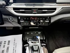 2023 Kia Cerato 1.5L CVT Luxury, белый — фото 21