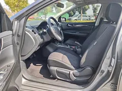 2021 Nissan Tiida 1.6L CVT — фото 8