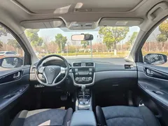 2021 Nissan Tiida 1.6L CVT — фото 13