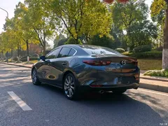 2022 Mazda Axela 2.0L AT Zhiya Obsidian — фото 9
