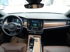 2022 Volvo S90 B5 Zhiyi Luxury, чёрный — фото 5