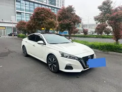 2021 Nissan Teana 2.0L XL Comfort, белый — фото 3