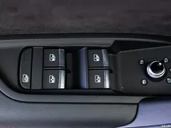 2020 Audi Q5L 45 TFSI exclusive luxury sports model — фото 17