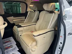 2021 Toyota Alphard Hybrid 2.5L Premium, белый — фото 12