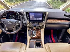 2020 Toyota Alphard Hybrid 2.5L Luxury, белый — фото 8