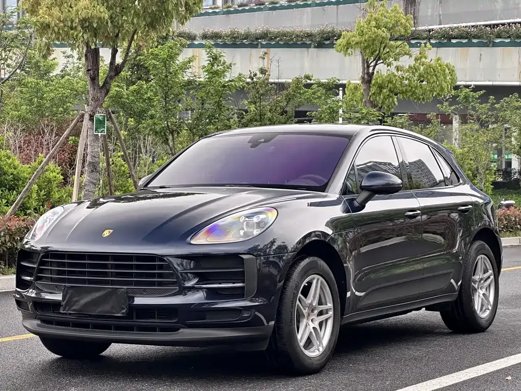 2021 Porsche Macan 2.0T