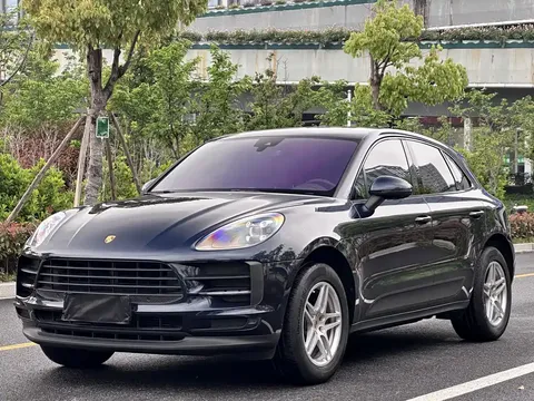2021 Porsche Macan 2.0T