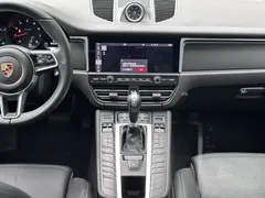2021 Porsche Macan 2.0T, синий — фото 14