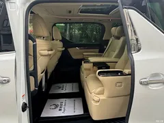 2021 Toyota Alphard Hybrid 2.5L Premium — фото 7