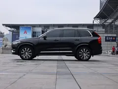 2023 Volvo XC90 B5 Luxury 5-seat, чёрный — фото 7