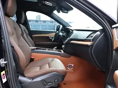 2023 Volvo XC90 B5 Luxury 5-seat, чёрный — фото 14
