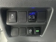 2022 Nissan X-Trail 2.0L 2WD Premium, белый — фото 9