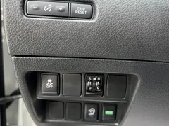 2022 Nissan X-Trail 2.0L 2WD Premium, белый — фото 11