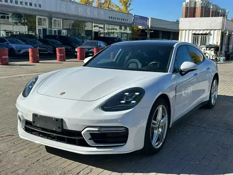 2023 Porsche Panamera 2.9T