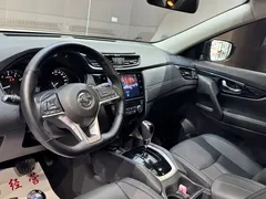 2023 Nissan X-Trail 2.0L 2WD Premium, белый — фото 10
