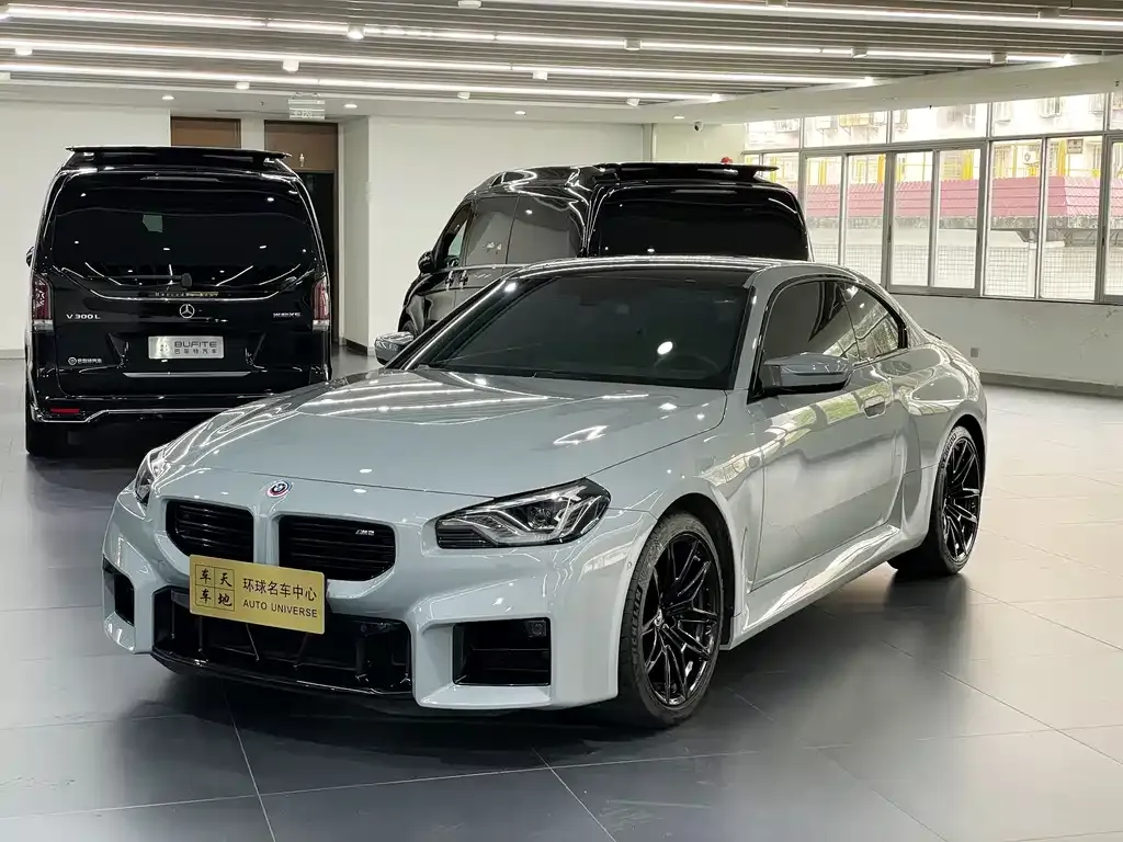 2023 BMW M2