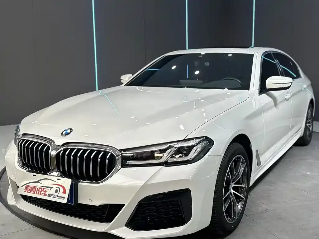 2022 BMW 5 Series 5 525Li M