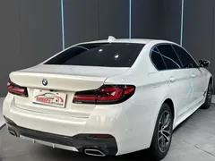 2022 BMW 5 Series 5 525Li M, белый — фото 6