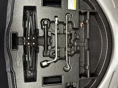 2023 Toyota Levin Smart Hybrid 1.8L Sport, белый — фото 23