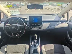 2021 Toyota Corolla 1.2T S-CVT Elite, белый — фото 6