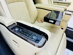 2021 Toyota Vellfire Crown Hybrid 2.5L HV Premium, белый — фото 9