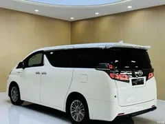 2021 Toyota Vellfire Crown Hybrid 2.5L HV Premium, белый — фото 15