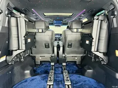 2021 Toyota Alphard Hybrid 2.5L Premium, белый — фото 12