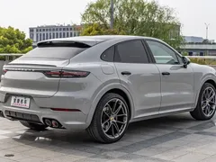 2019 Porsche Cayenne Coupe 3.0T — фото 4