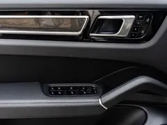 2019 Porsche Cayenne Coupe 3.0T — фото 13