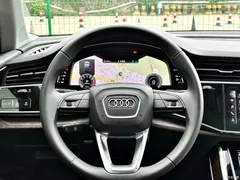 2022 Audi Q7 55 TFSI quattro S line sporty — фото 6