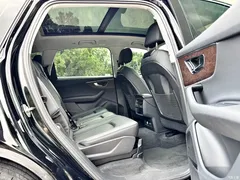 2022 Audi Q7 55 TFSI quattro S line sporty — фото 11