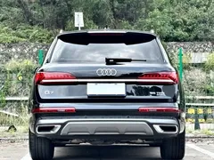 2022 Audi Q7 55 TFSI quattro S line sporty — фото 25
