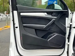 2020 Audi Q5L 40 TFSI, белый — фото 14