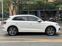 2020 Audi Q5L 40 TFSI, белый — фото 17